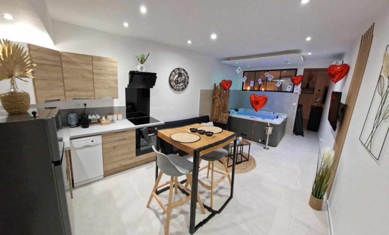 Appartement - Spa Monteux Buitenkant foto